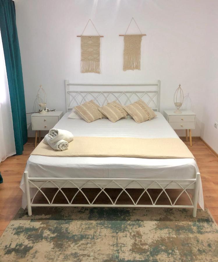 Casa Mediterana Două Mai Εξωτερικό φωτογραφία